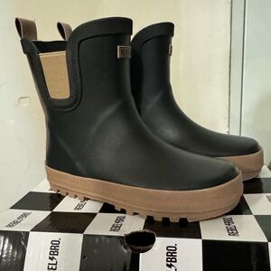 Reel Bro Black and Tan Rubber Boots